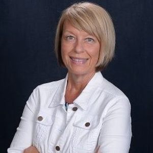 Meet your Posher, Joan